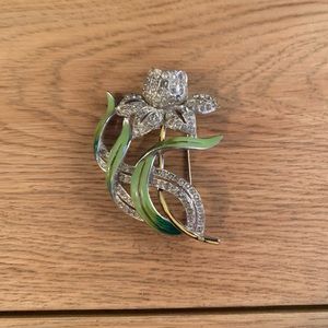 Gorgeous vintage stoned brooches